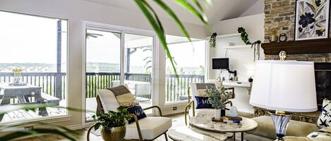 Smart-TV, Kamin, Videospiele, DVD-Player