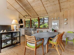 Dining - 4 Star Holiday Home in Blavand (Blavand)