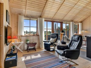 House | Living area - 4 Star Holiday Home in Blavand (Blavand)