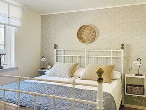 House - 4 Star Holiday Home in Uddevalla (Uddevalla)