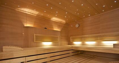 Deck 1 Modern Retreat