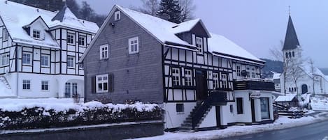 House | Exterior