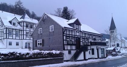 Holiday Home Near Winterberg Ski Slopes