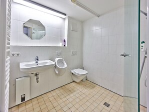 Bathroom - Romantic Hideaway in Hellenthal (Hellenthal)