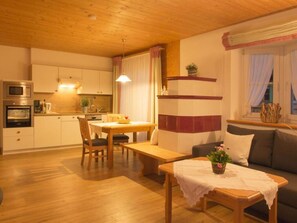 Private kitchen - Alpenrosle Comfortable Holiday Residence (Balderschwang)