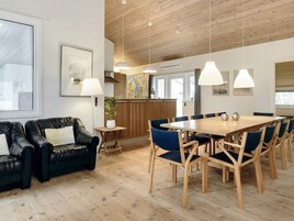 House | Dining