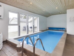 House | Pool - 12 Person Holiday Home in Rodby (Rodby)
