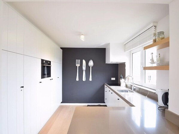 Huoneisto | Yksityinen keittiö | Vedenkeitin, leivänpaahdin