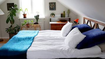 House | 2 bedrooms, individually furnished
