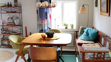House | Dining