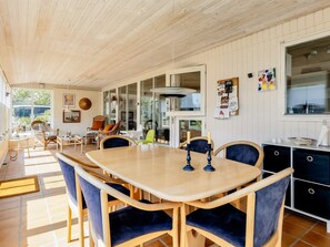 House | Private kitchen | Fridge - 4 Star Holiday Home in Hadsund (Hadsund)