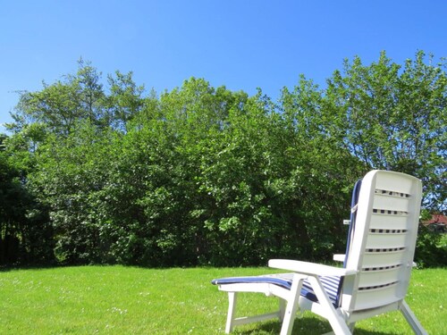 Enno Near the Dike Comfortable Vacation Home