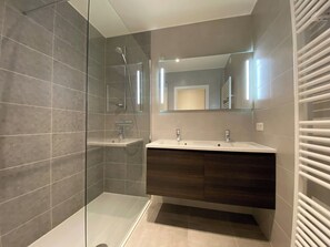 Apartment | Badezimmer