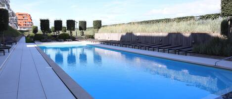 Huoneisto | Uima-allas | Ulkouima-allas