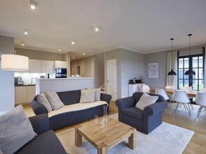 Apartment | Private kitchen | Electric kettle, toaster - Thatched Villa With Sauna and Fireplace (Dranske)