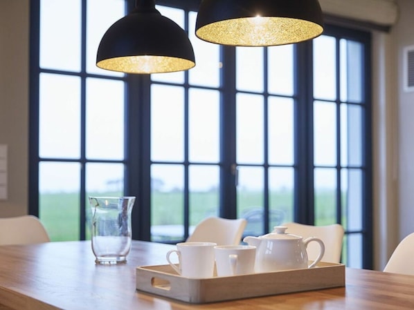 Apartment | Dining