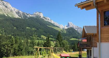 Huttenzauber 2 Comfortable Holiday Residence