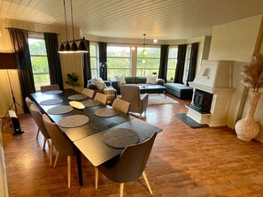 House | Dining - 10 Person Holiday Home in Auklandshamn (Sveio)