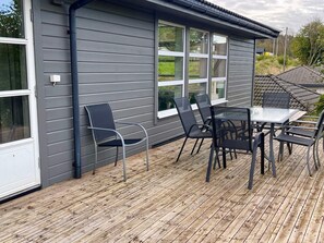 House | Dining - 10 Person Holiday Home in Auklandshamn (Sveio)