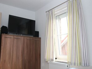 Huis | 3 slaapkamers, individueel gemeubileerd, een strijkplank/strijkijzer