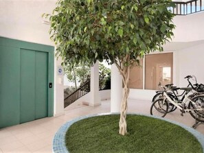 Apartment | Exterior