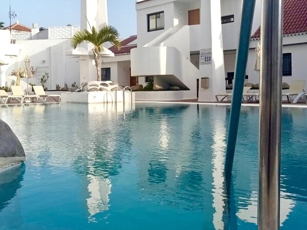 Apartamento | Piscina | Piscina externa