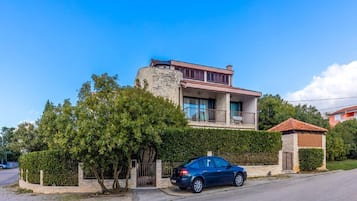 Apartment | Exterior