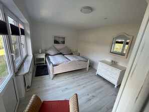 Apartment | 1 bedroom, iron/ironing board - Holiday Apartment Achtern Diek (Hohwacht)
