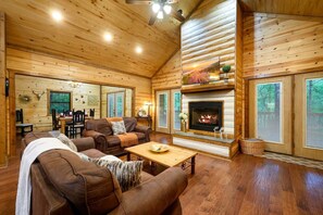 Smart-tv och eldstad