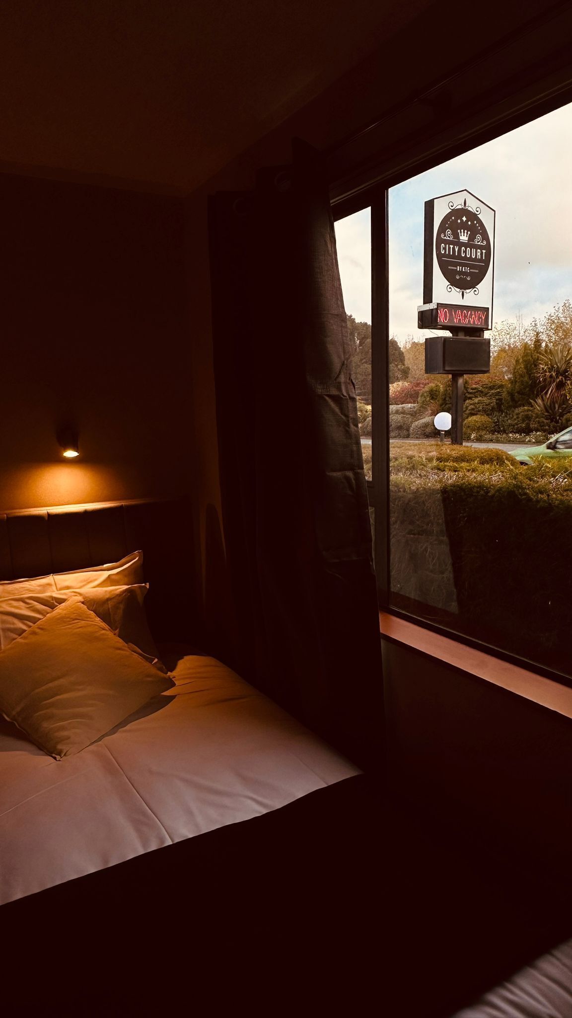 4 Schlafzimmer, Schreibtisch, Bügeleisen/Bügelbrett, WLAN