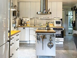 House | Private kitchen - 7 Person Holiday Home in Nassjo (Nassjo)
