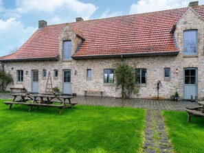 Villa | Exterior - Comfortable Group Home With Large Garden (Diksmuide)