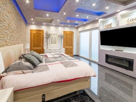 3 habitaciones y ropa de cama 