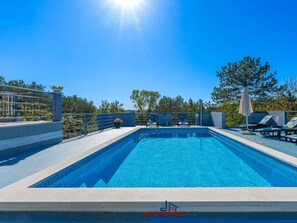 Pool - Grace Comfortable Holiday Residence (Cerovlje)