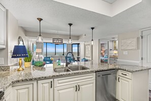 Fridge, microwave, oven, stovetop - BREATHTAKING VIEW! 3BR/2BA Condo Unit 8B Centrally Located In North Myrtle Beach (North Myrtle Beach)