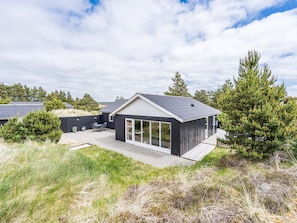 Exterior - 6 Person Holiday Home in Henne (Henne)