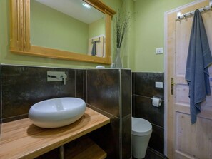 Apartment | Bathroom