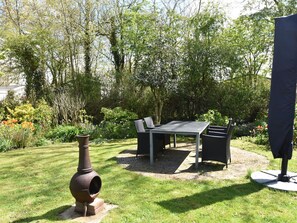 Property amenity - Holiday Home With Garden and Barbecue (Goedereede)