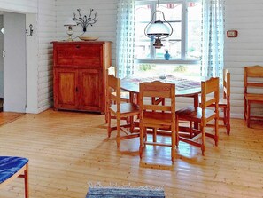House | Dining