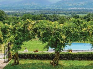 Pool - Apartment in Valbelluna With Pool & Dolomites View (Santa Giustina)