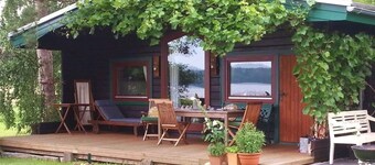 Anne's Holiday Home by the Lake