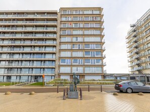 Apartment | Exterior - Luxury Apartment With Stunning sea Views (Middelkerke)