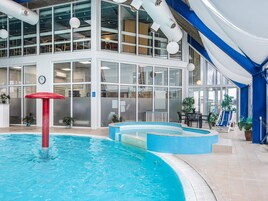 Apartment | Pool | Indoor pool, outdoor pool