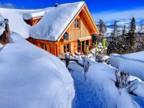 Chalet | Exterior
