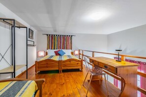 1 chambre, fer et planche Ă repasser, Wi-Fi, draps fournis