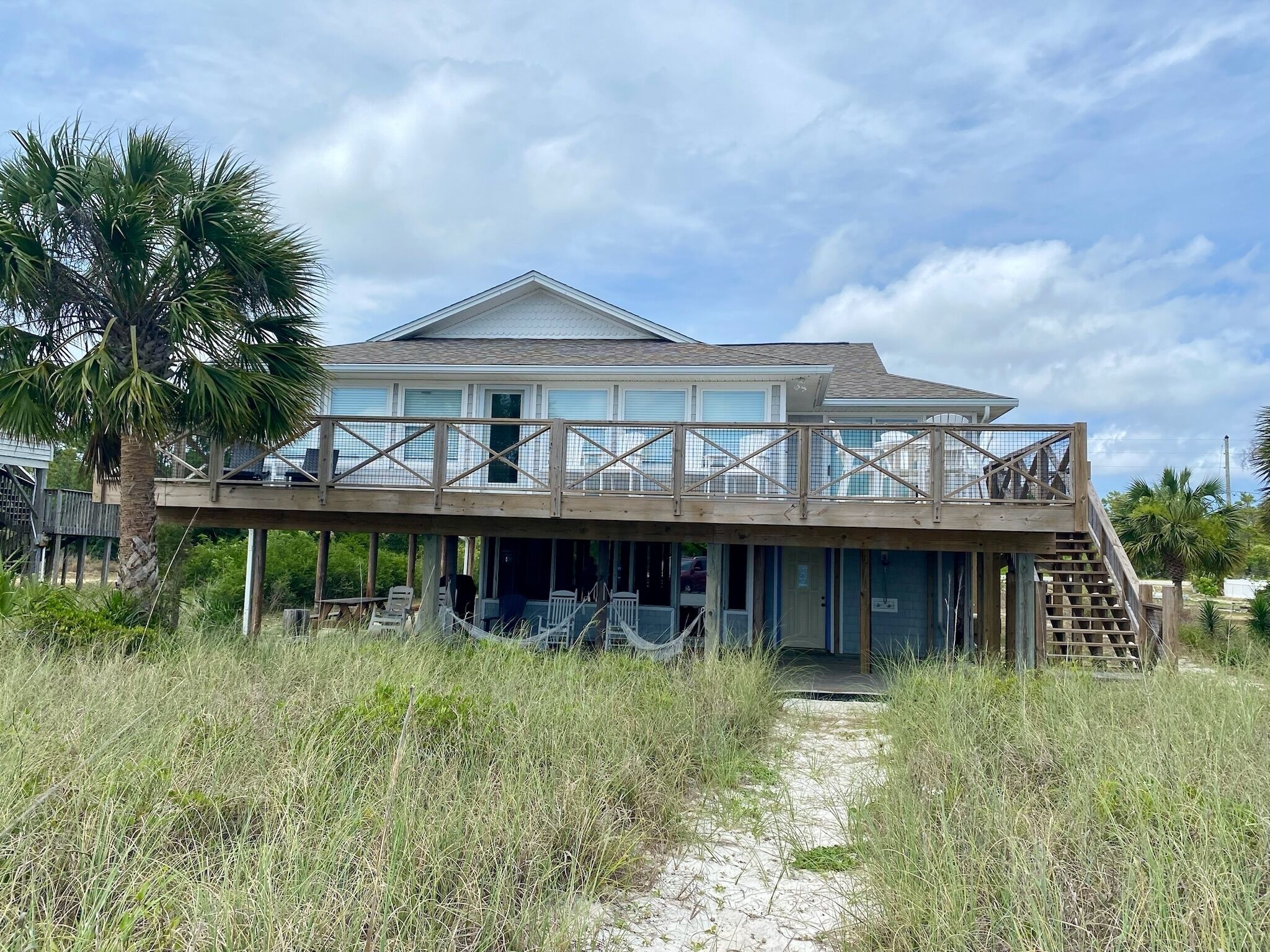 Come relax with us at A Point To Remember! Oceanfront Beauty, Perfect Escape! 