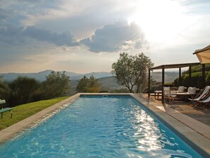 Hus | Pool | Indendørs pool, udendørs pool