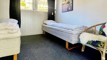 House | 3 bedrooms, individually furnished