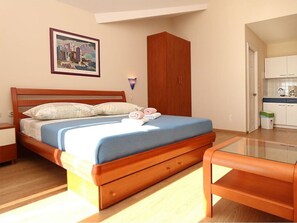 Room - Apartments on the Beach (Gradac)