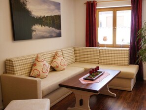 Living area - Bader Modern Retreat (Blaichach)